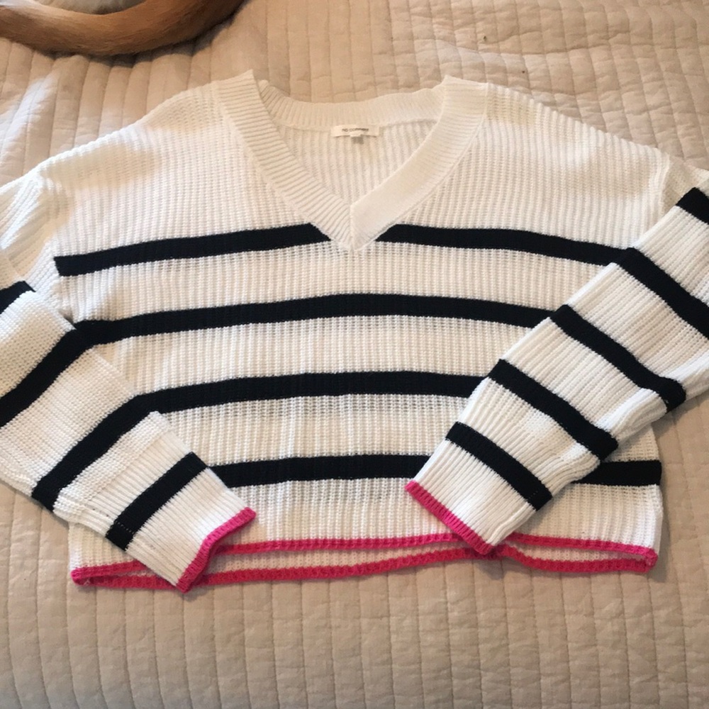 Striped v-neck sweater